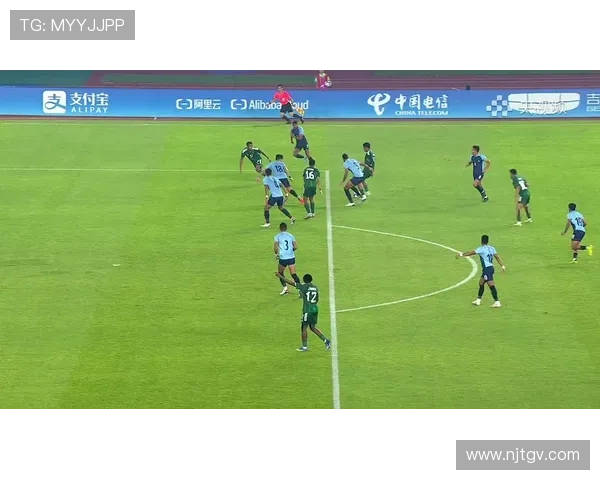 杭州足球队崛起之路：从默默无闻到邀请赛的闪耀之星